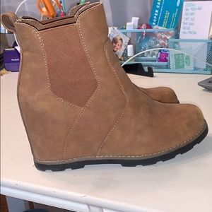 Wedged booties womens 8.5